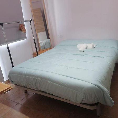 Apartamento San Juan ซาน ฮวน เด อัซนาลฟาเรเช ภายนอก รูปภาพ