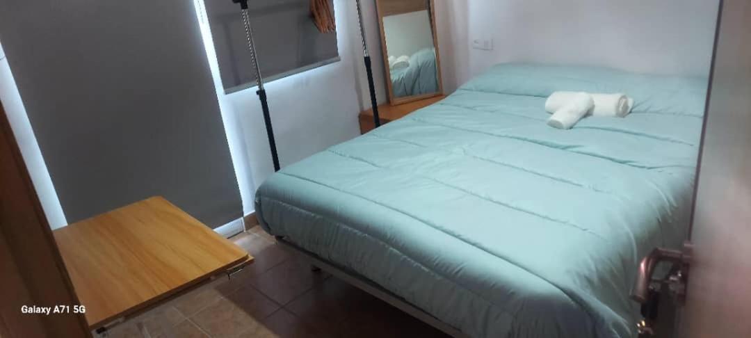 Apartamento San Juan ซาน ฮวน เด อัซนาลฟาเรเช ภายนอก รูปภาพ